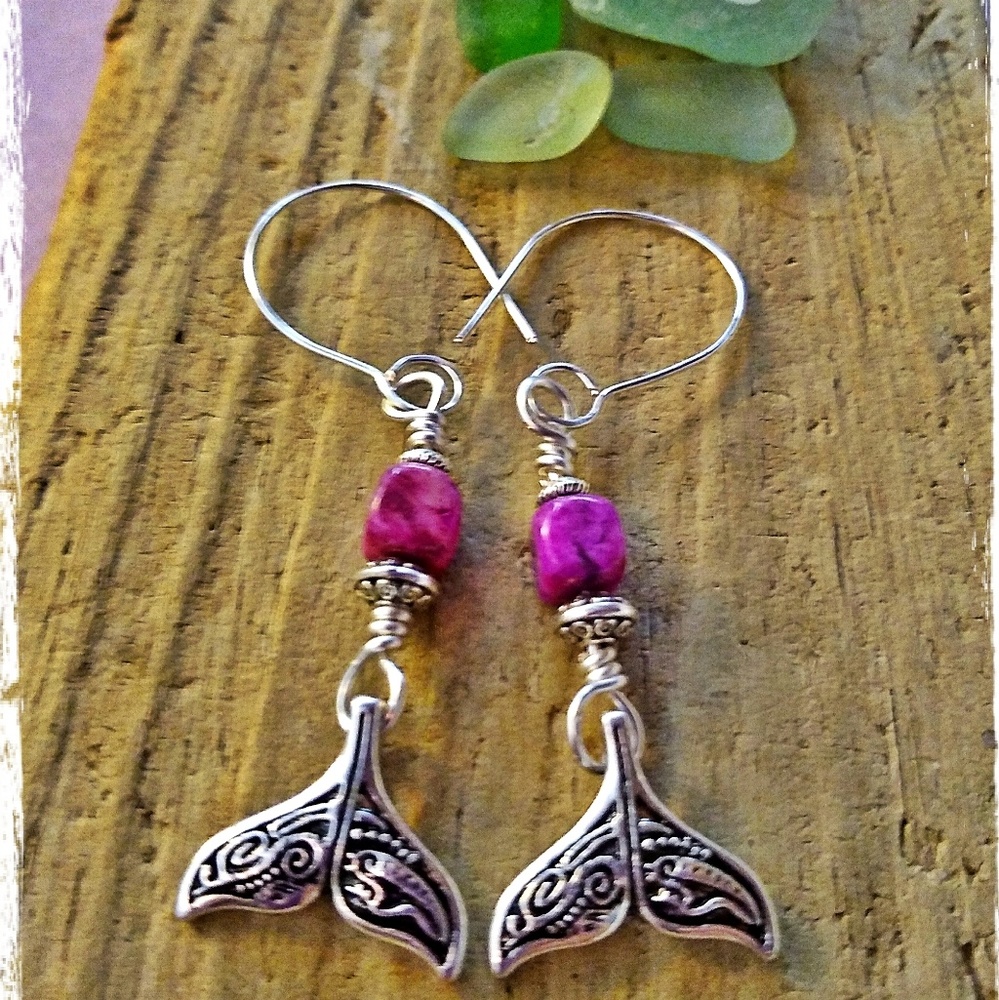 Mermaid/Whales Tail Ruby Crazy Lace Agate Earrings - Picture 8 of 8